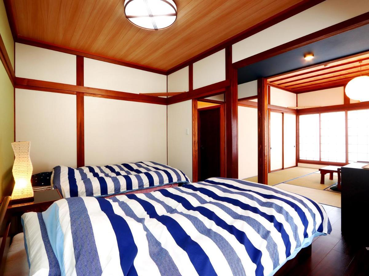 富山県 よしのや旅館 Nanto Exteriör bild